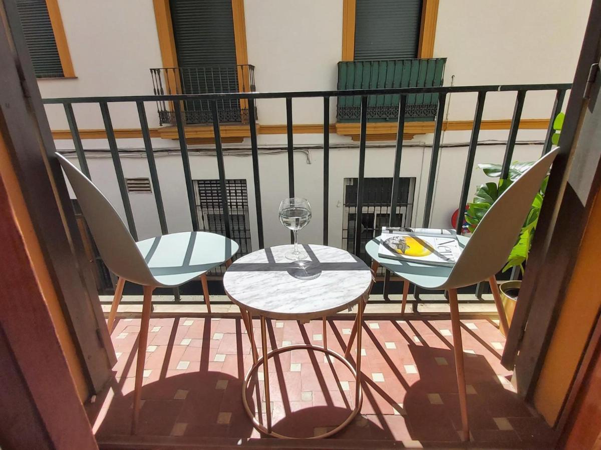 Misterhost Santa Cruz II -Jardines De Murillo Σεβίλλη Εξωτερικό φωτογραφία