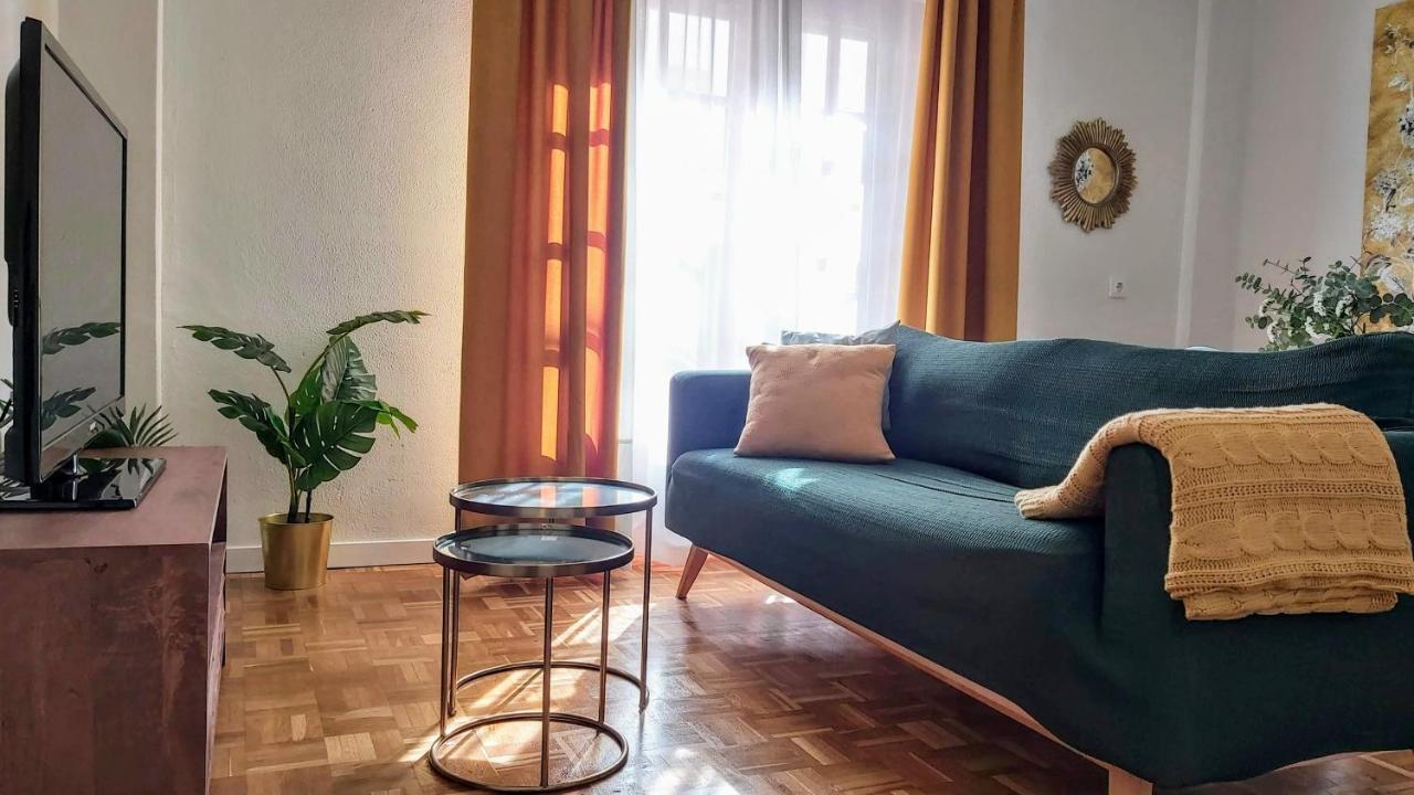 Misterhost Santa Cruz II -Jardines De Murillo Σεβίλλη Εξωτερικό φωτογραφία